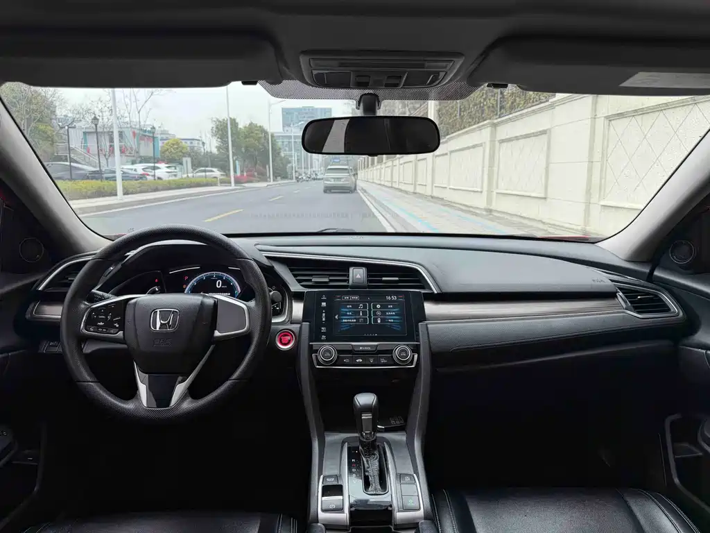 Honda Civic — фото 8