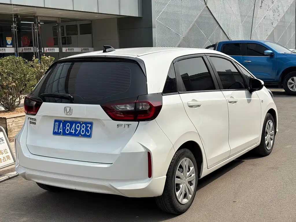 Honda Fit — фото 6