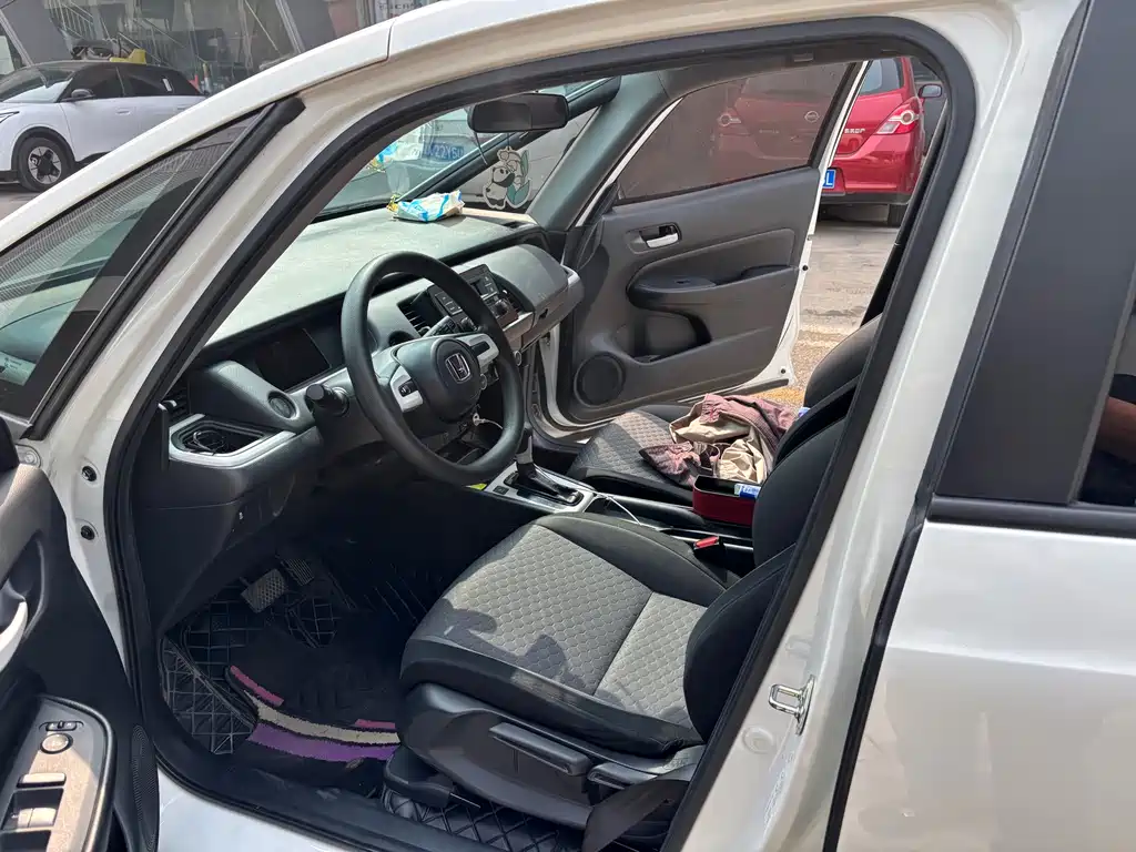 Honda Fit — фото 7