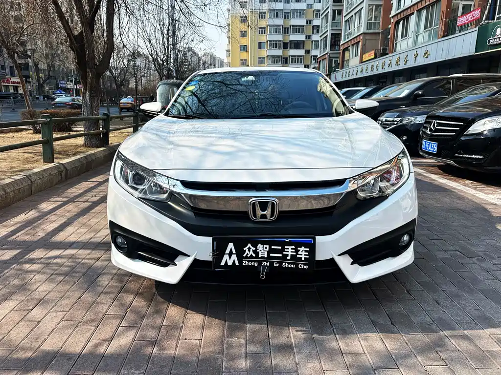 Honda Civic — фото 2