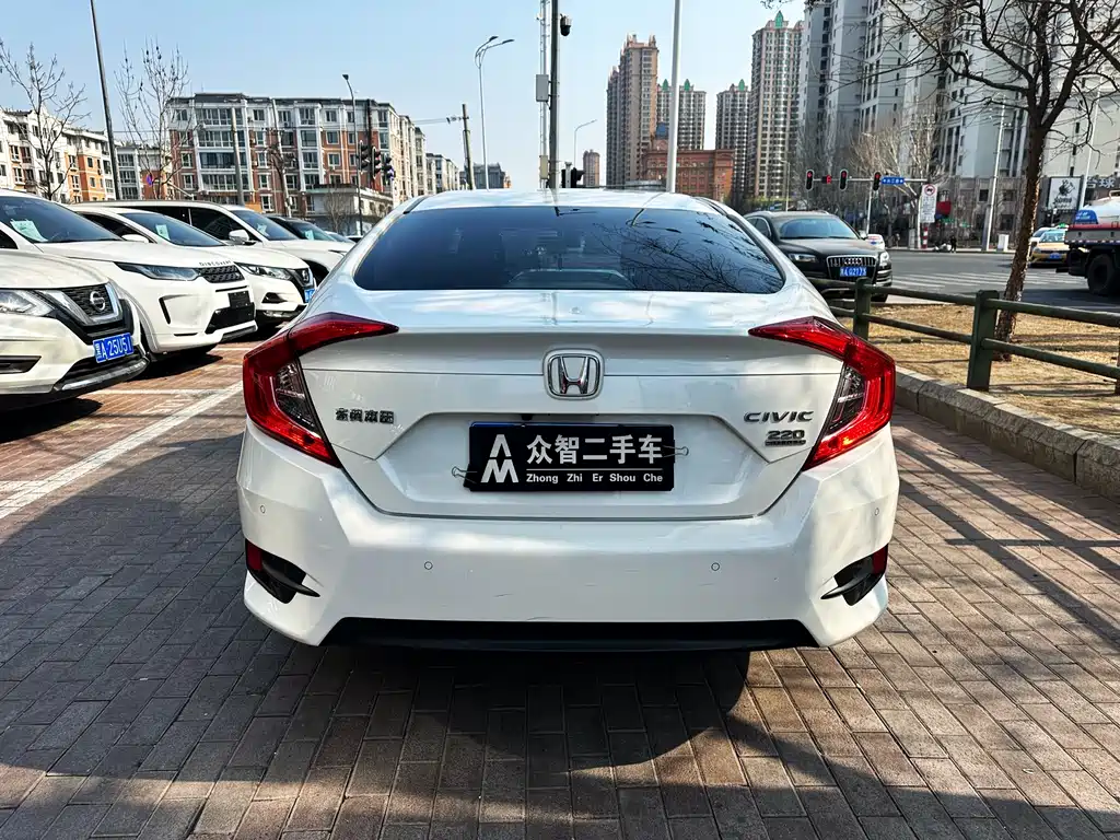 Honda Civic — фото 5