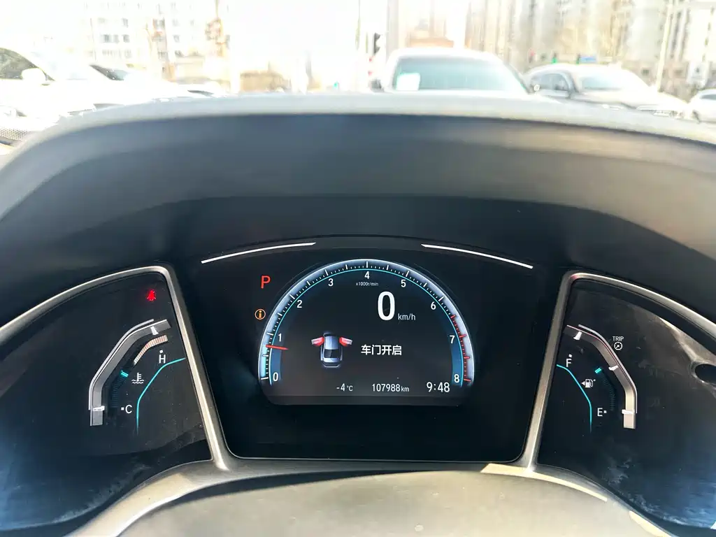 Honda Civic — фото 10