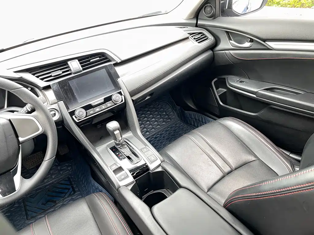 Honda Civic — фото 15