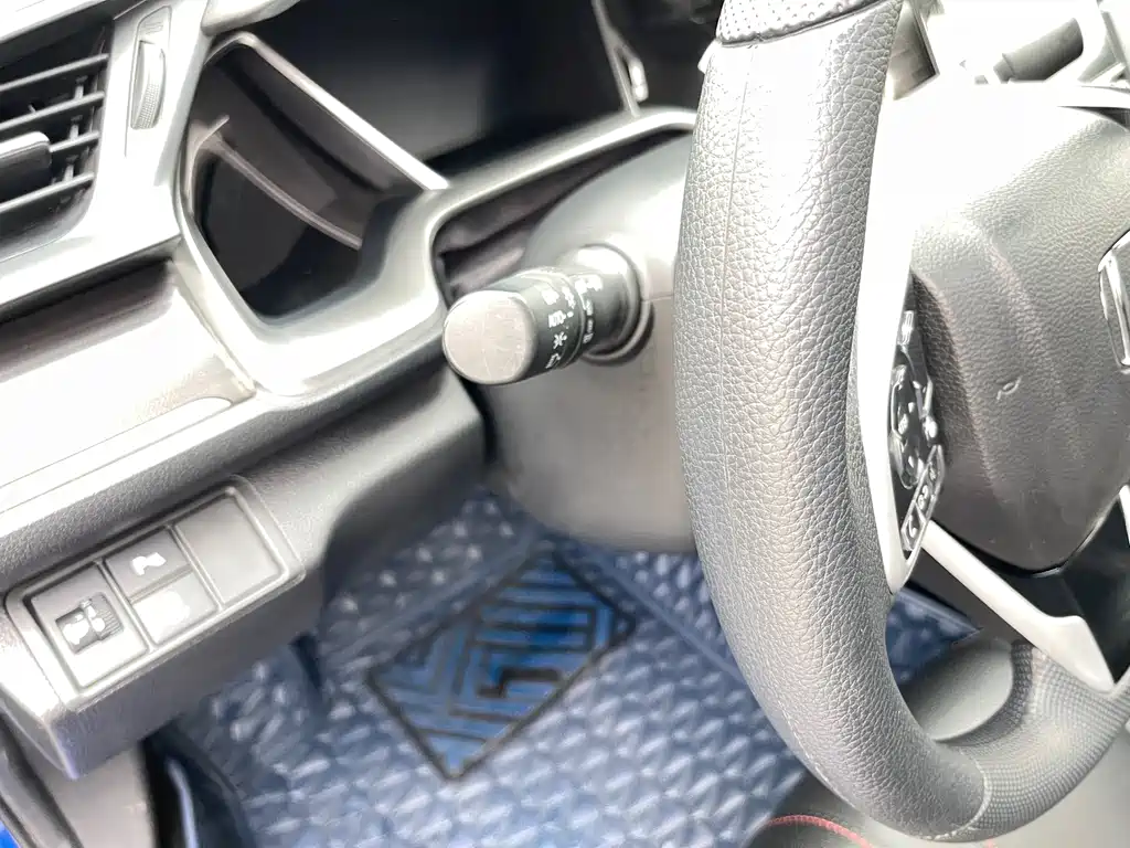 Honda Civic — фото 17