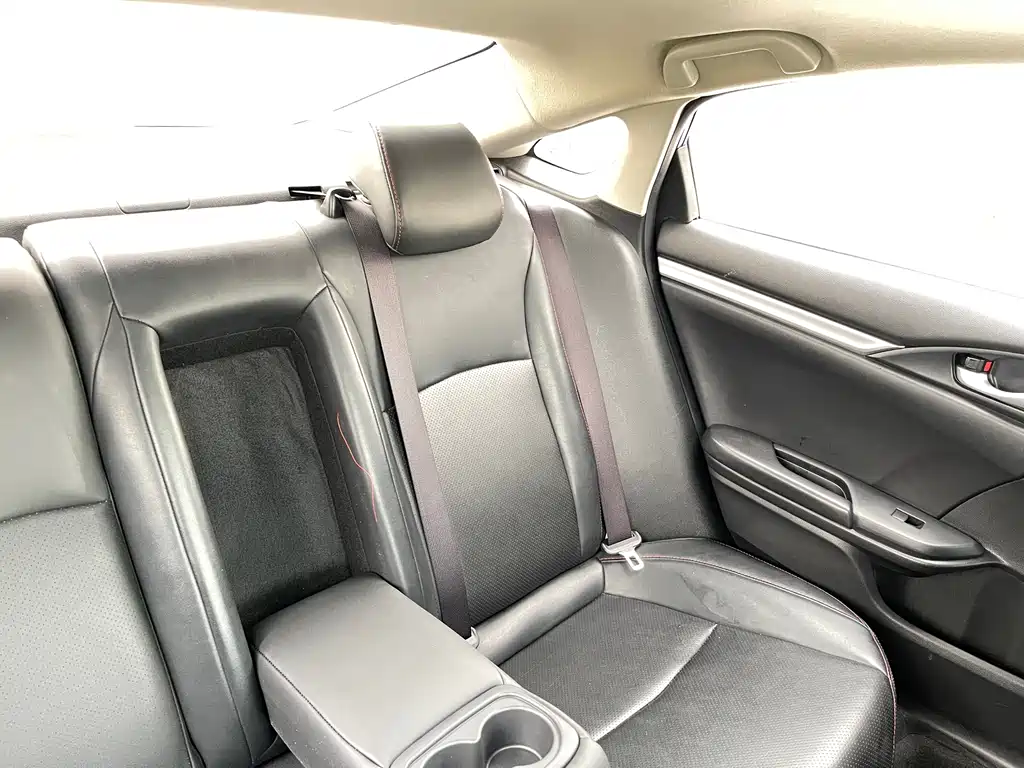 Honda Civic — фото 21