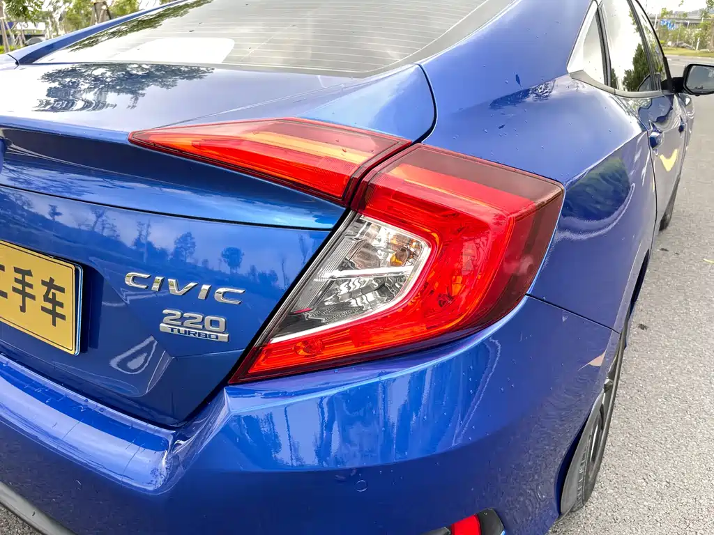 Honda Civic — фото 25