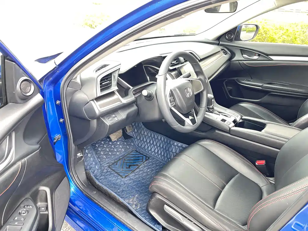 Honda Civic — фото 4
