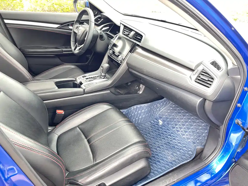 Honda Civic — фото 6