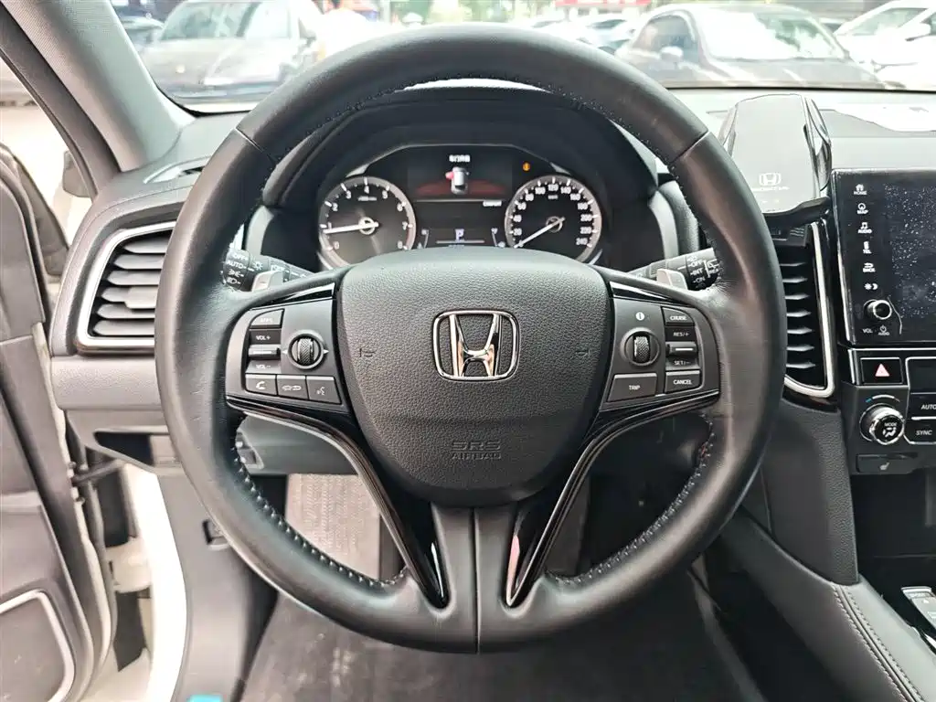Honda UR-V — фото 13