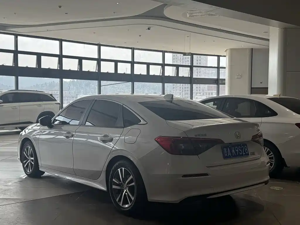 Honda Civic — фото 5