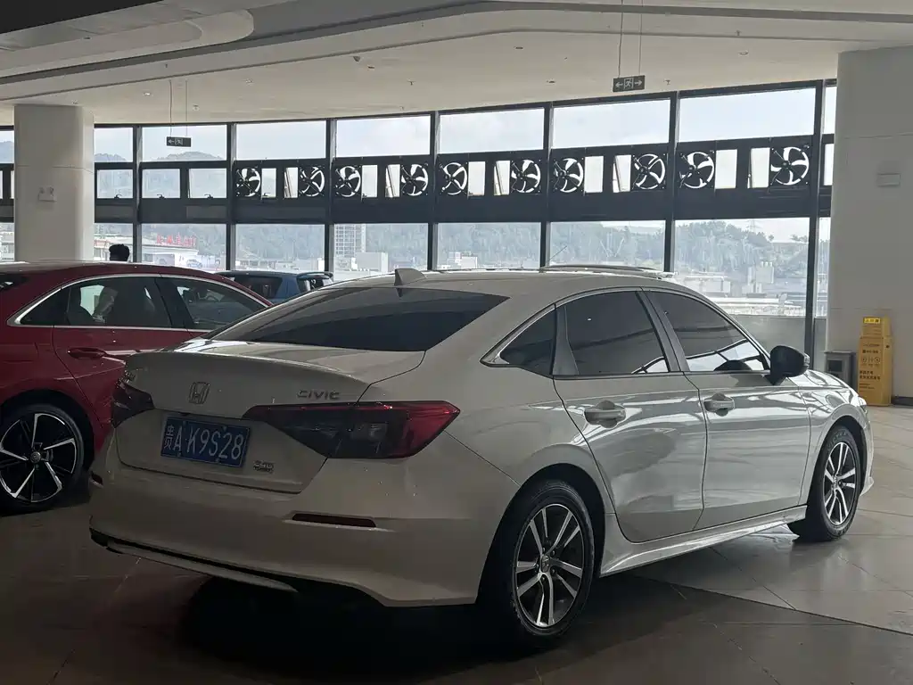 Honda Civic — фото 6