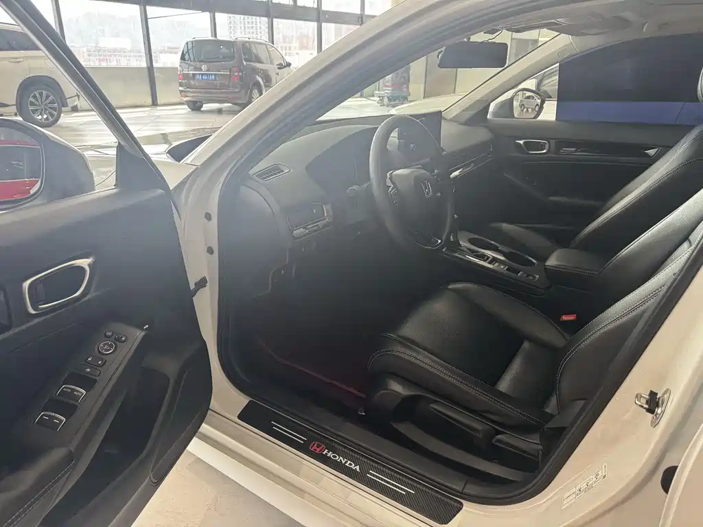 Honda Civic — фото 9