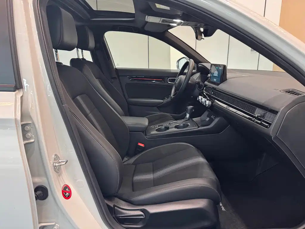 Honda Civic — фото 11