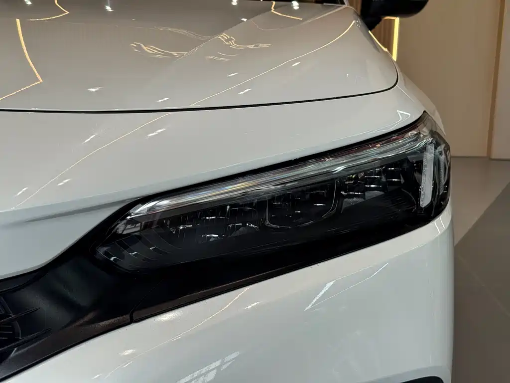Honda Civic — фото 14