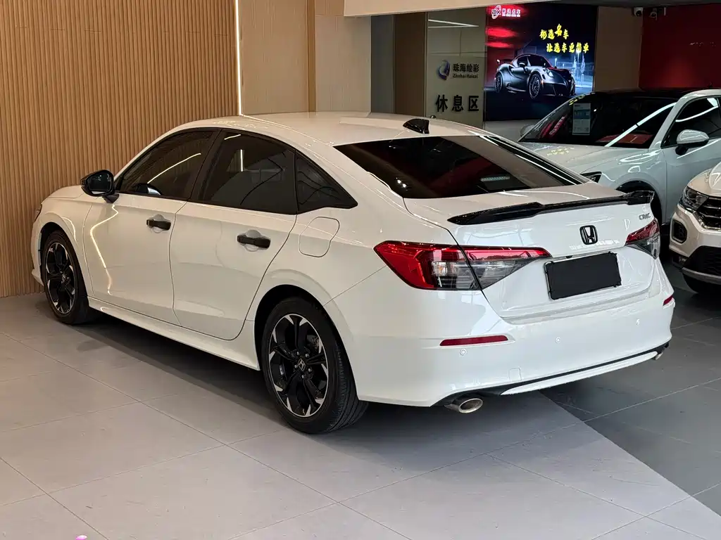 Honda Civic — фото 19