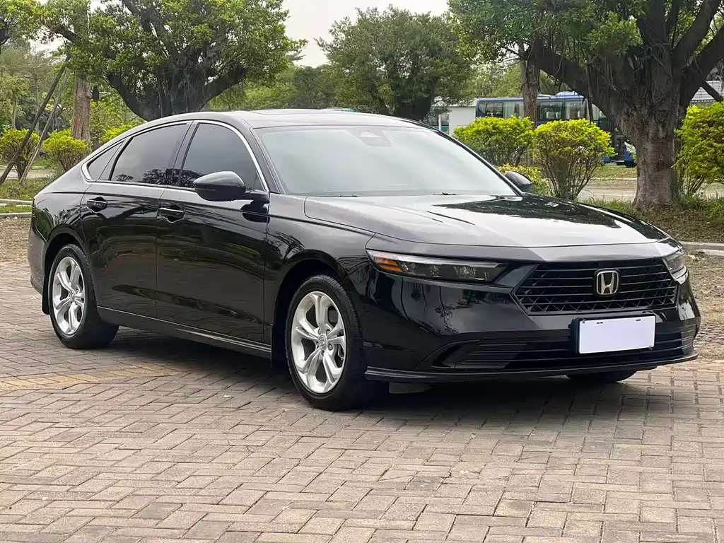 Honda Accord — фото 2
