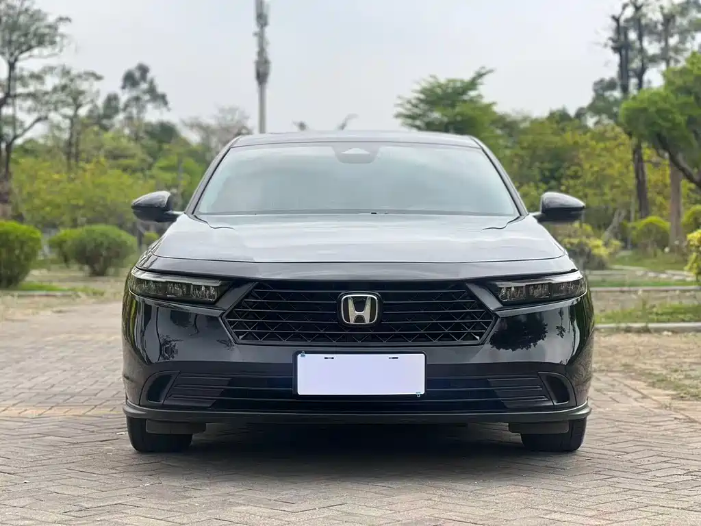 Honda Accord — фото 3