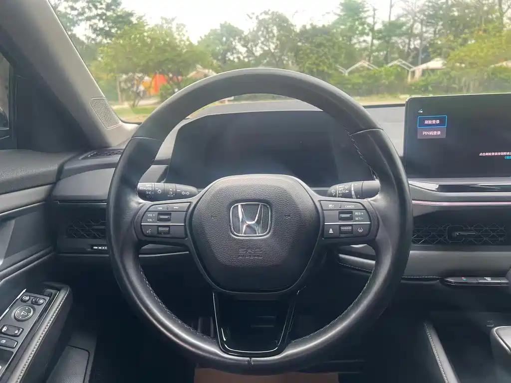 Honda Accord — фото 5