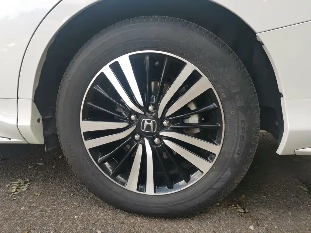 Honda Odyssey — фото 17