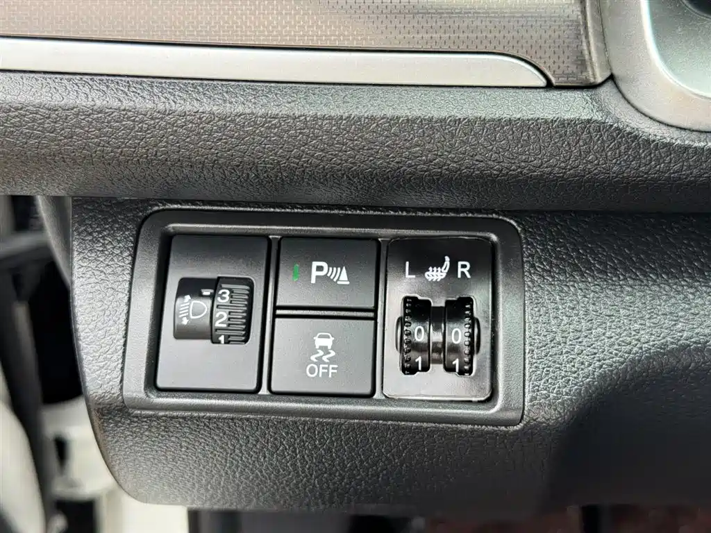 Honda Civic — фото 11