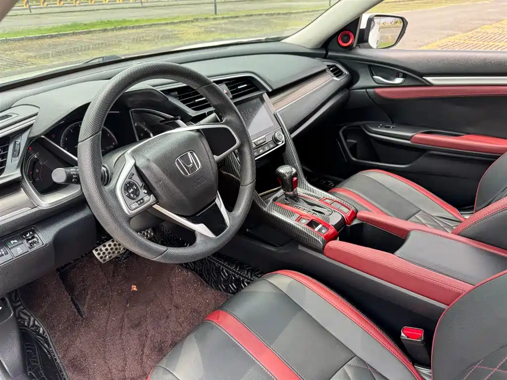 Honda Civic — фото 24