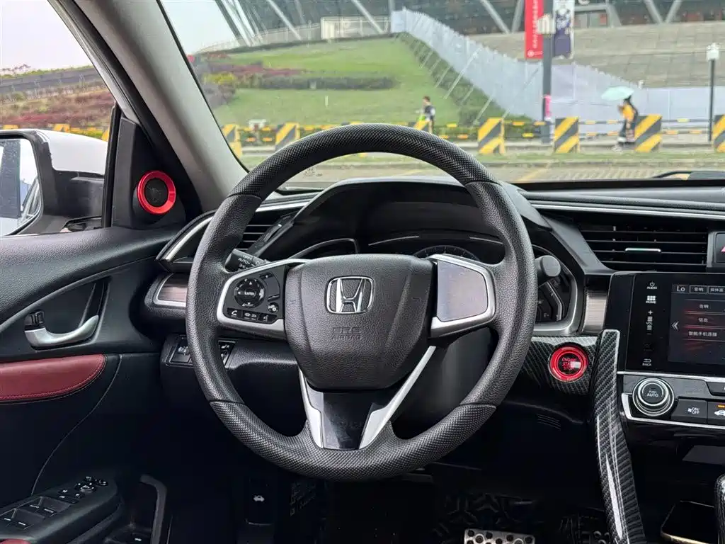 Honda Civic — фото 30