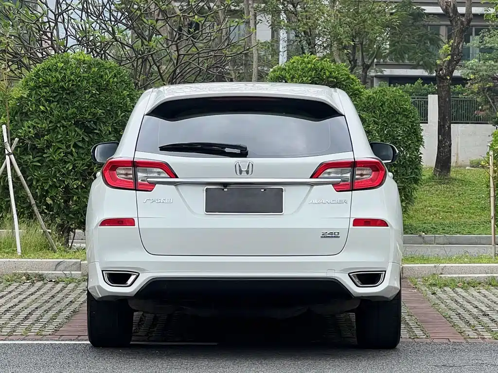 Honda Avancier — фото 13