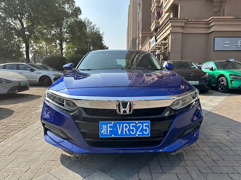 Honda Accord — фото 2