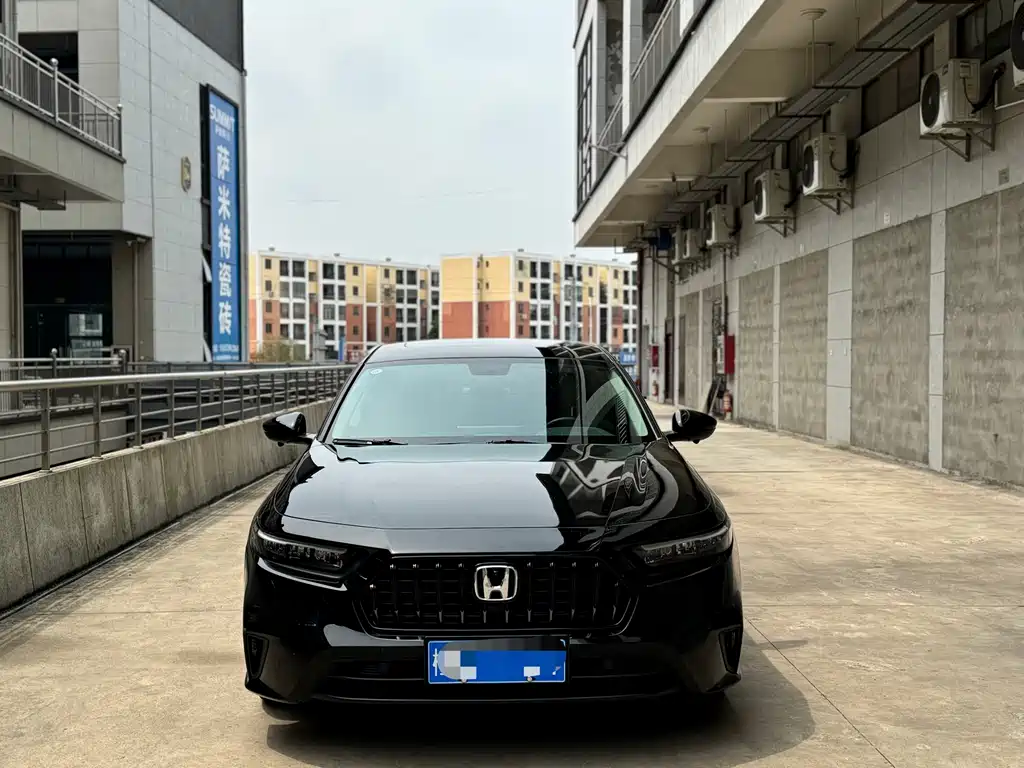 Honda Inspire — фото 2