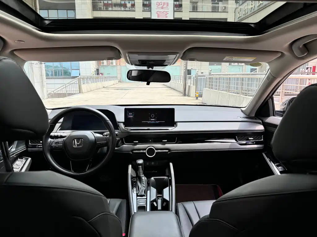 Honda Inspire — фото 11