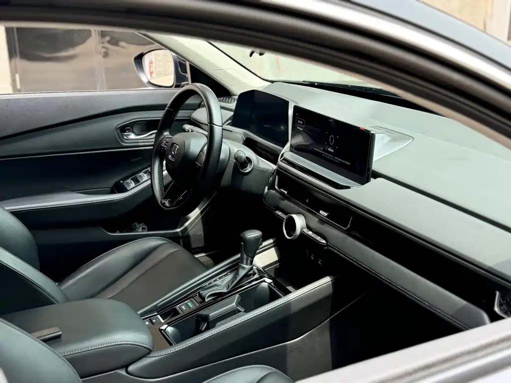 Honda Inspire — фото 10