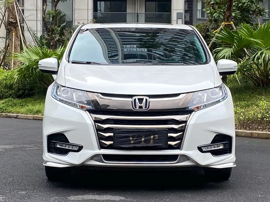 Honda Odyssey — фото 2