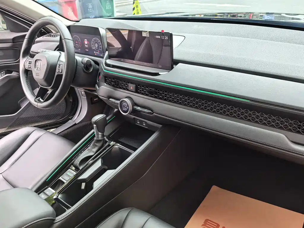 Honda Accord — фото 14