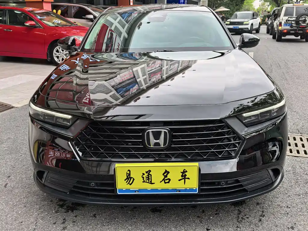 Honda Accord — фото 3