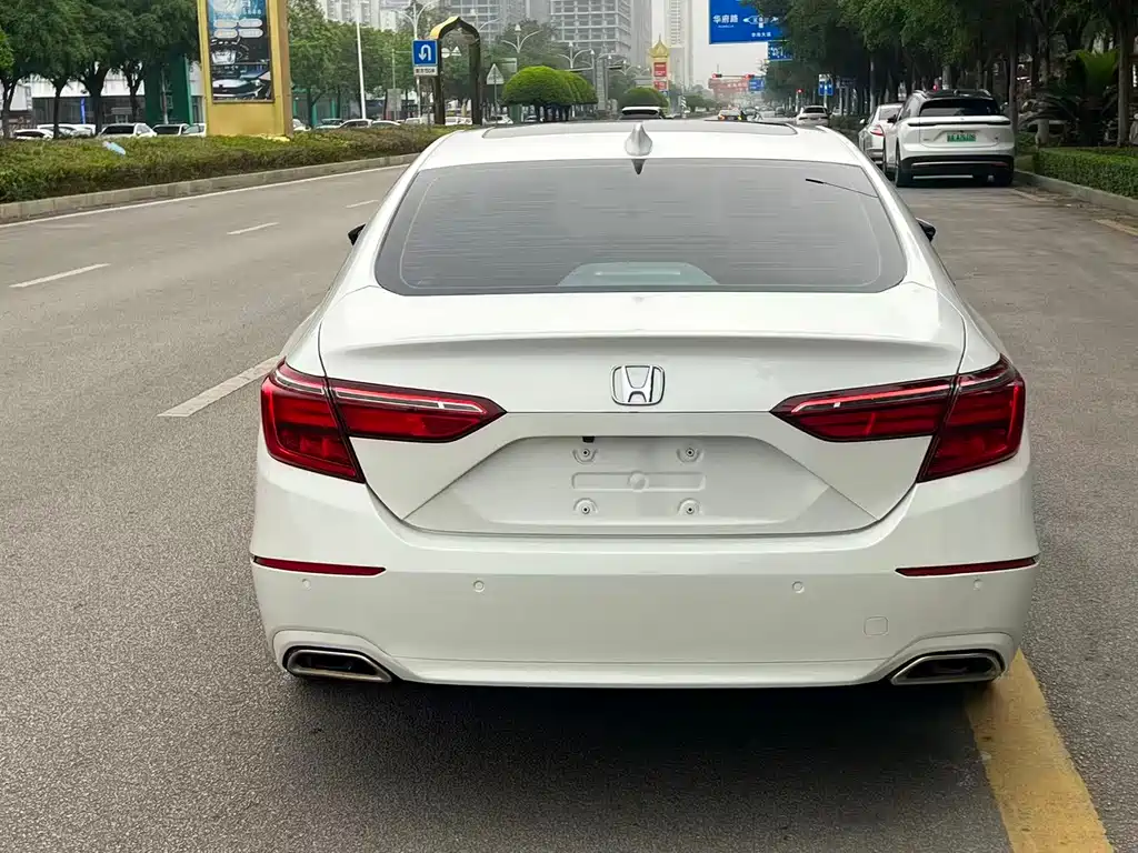 Honda Inspire — фото 5