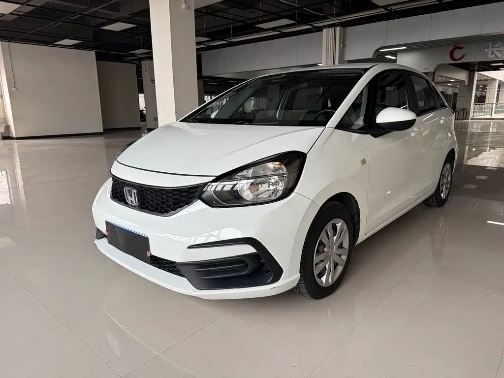 Honda Fit — фото 4