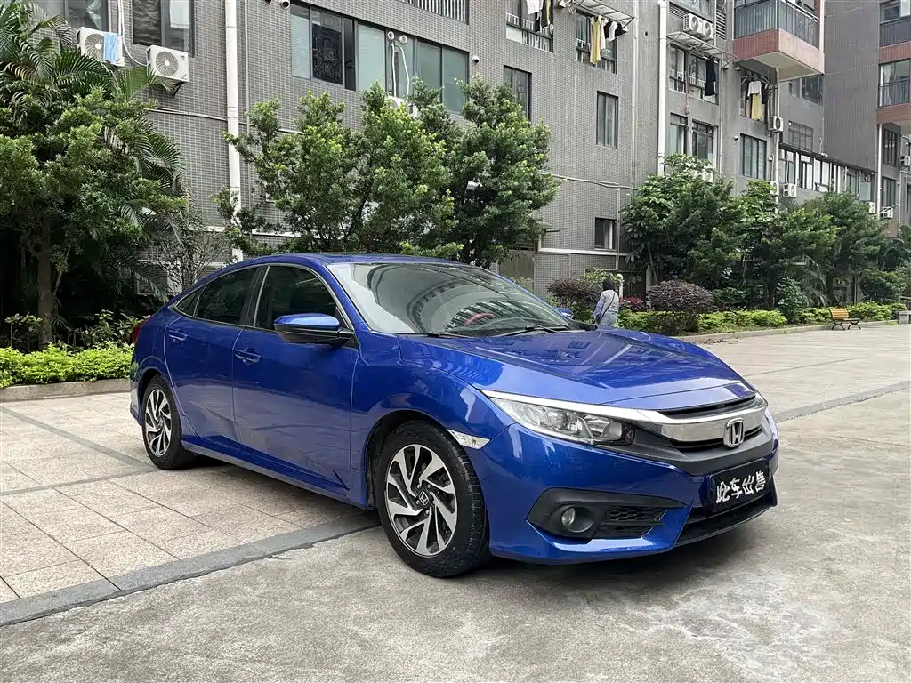 Honda Civic — фото 2