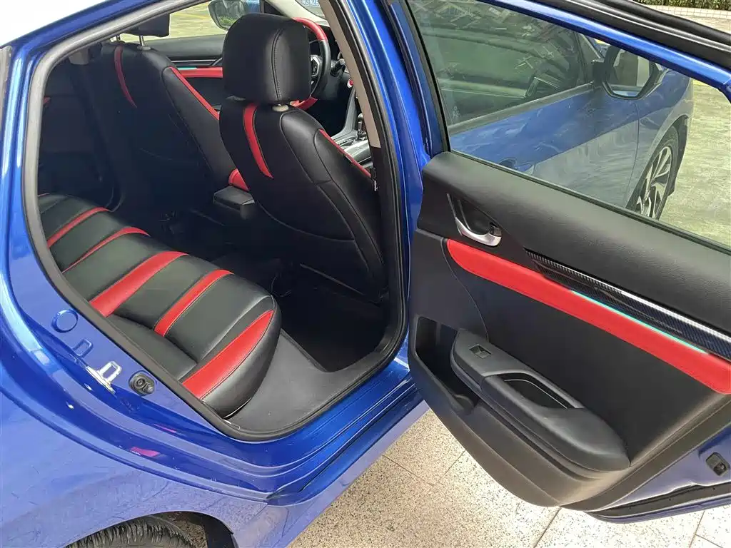 Honda Civic — фото 9