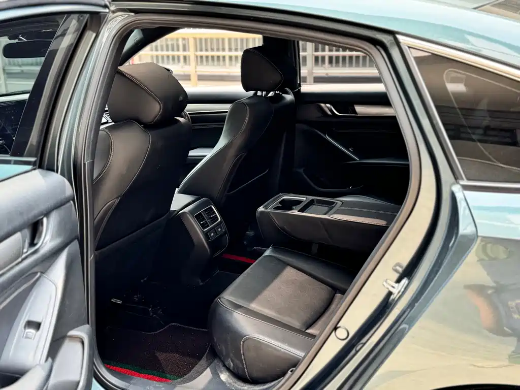 Honda Inspire — фото 9