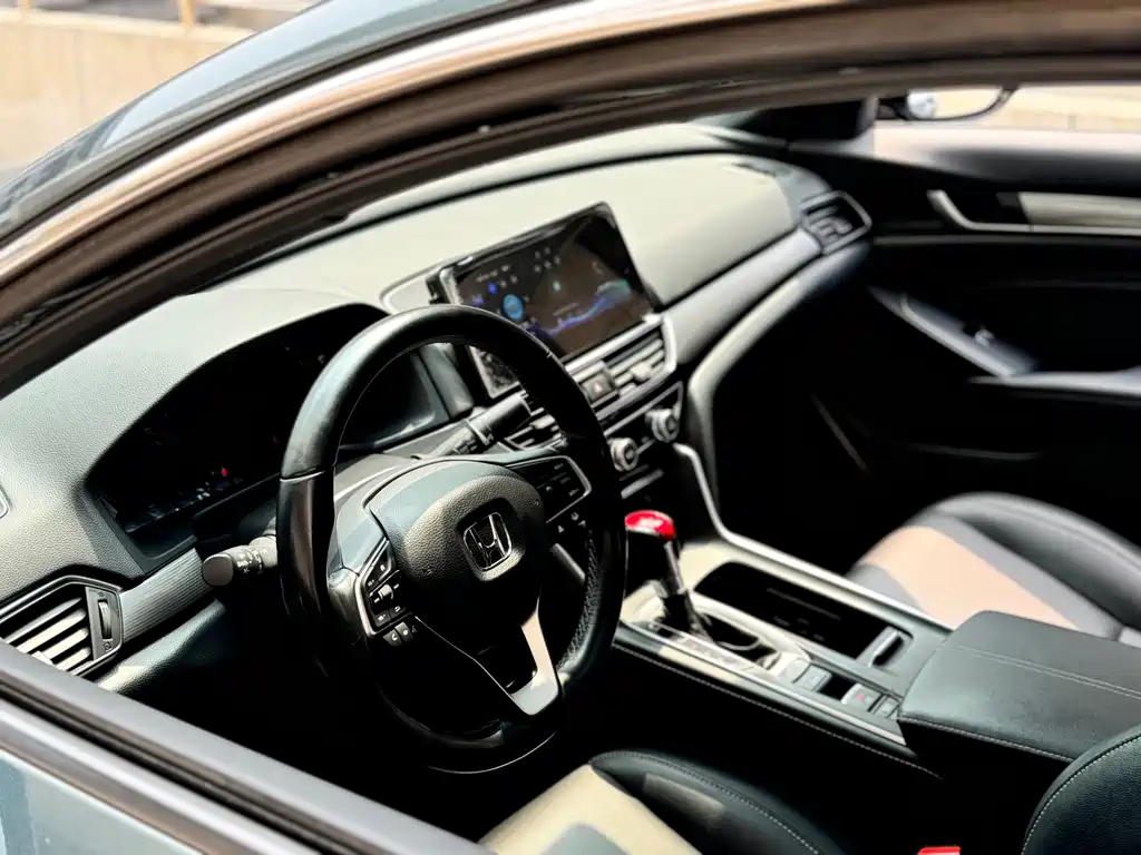 Honda Inspire — фото 10