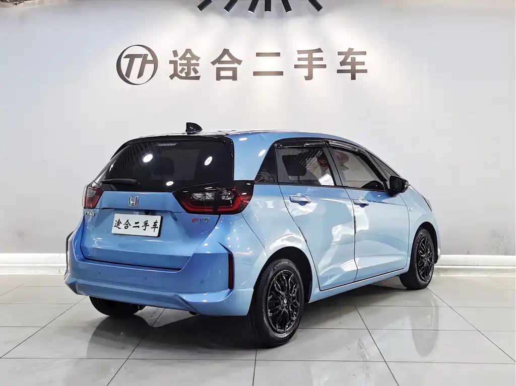 Honda Fit — фото 2
