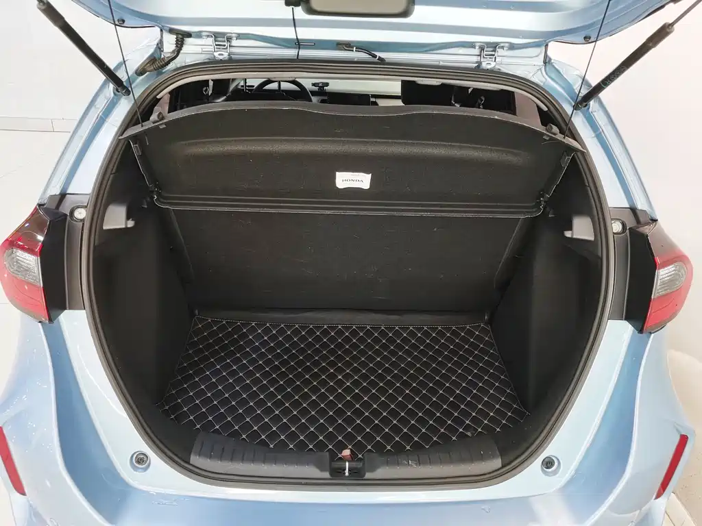Honda Fit — фото 24