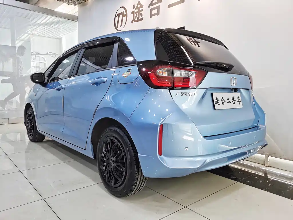 Honda Fit — фото 6
