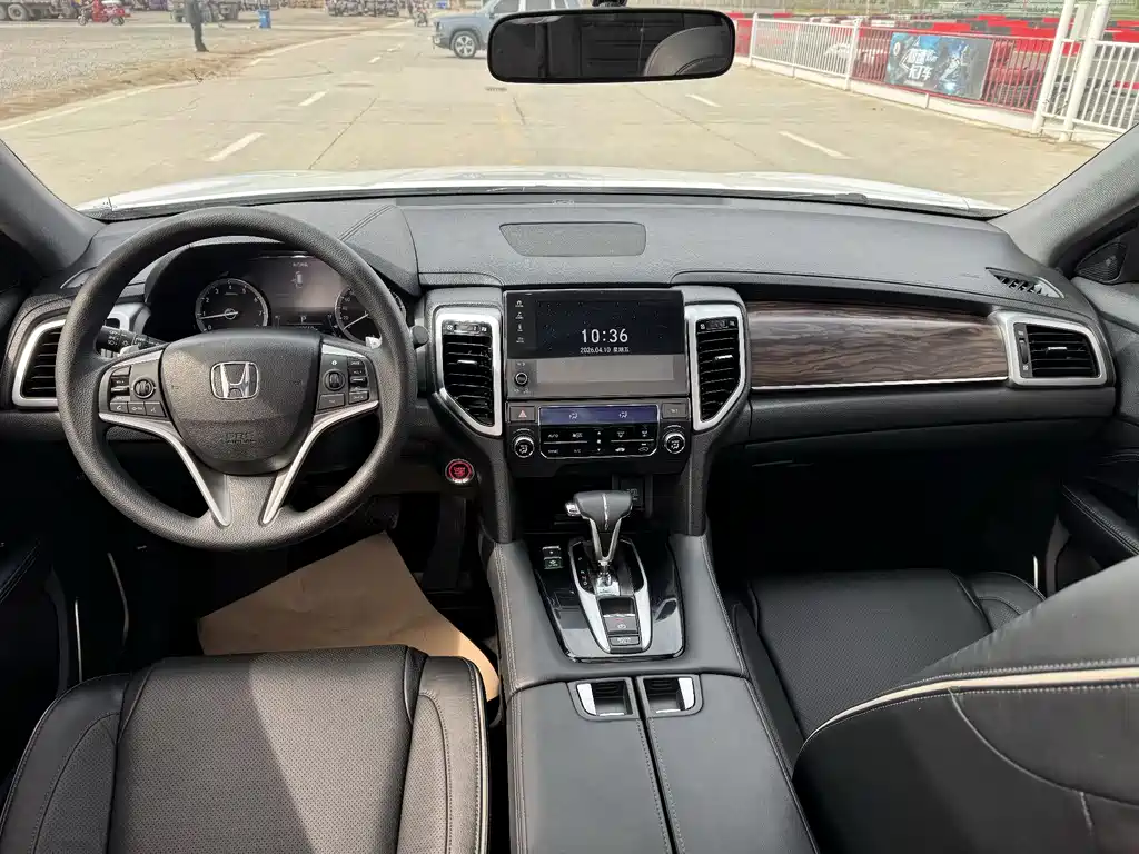 Honda UR-V — фото 6