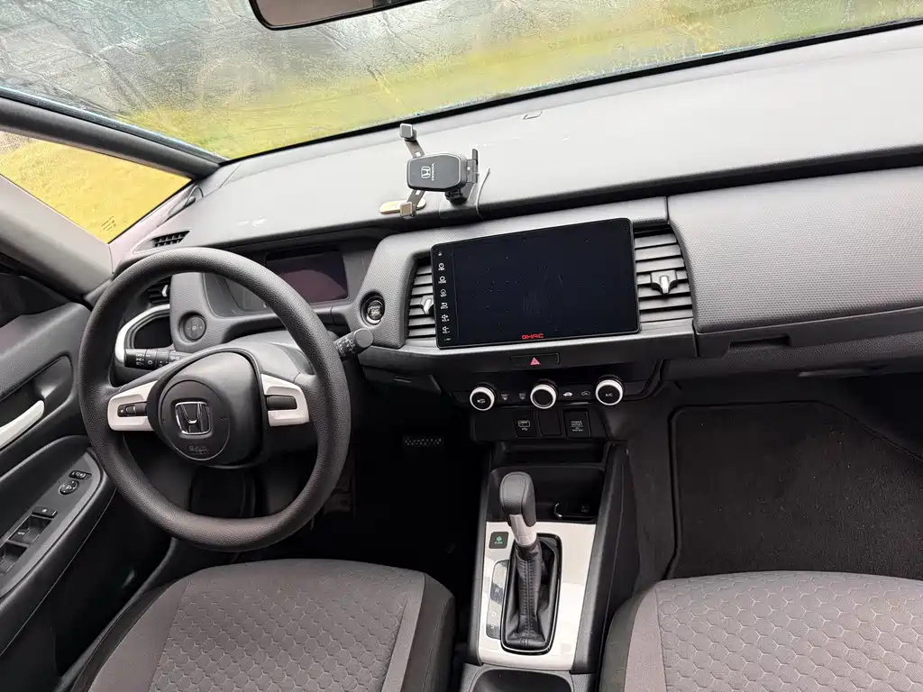 Honda Fit — фото 17