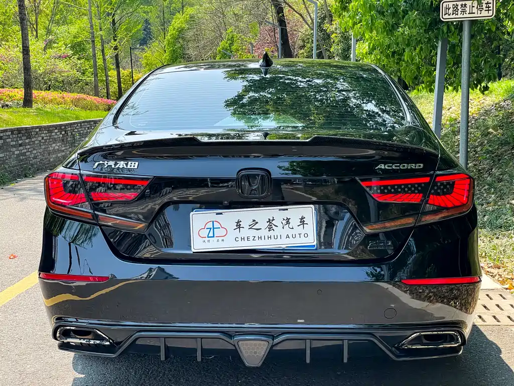 Honda Accord — фото 5
