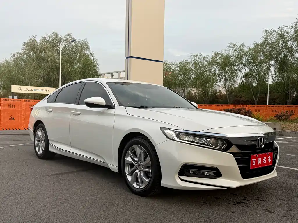 Honda Accord — фото 2
