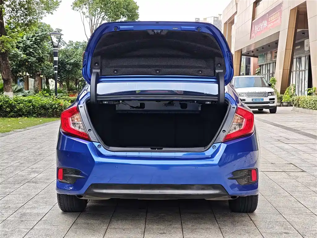 Honda Civic — фото 13