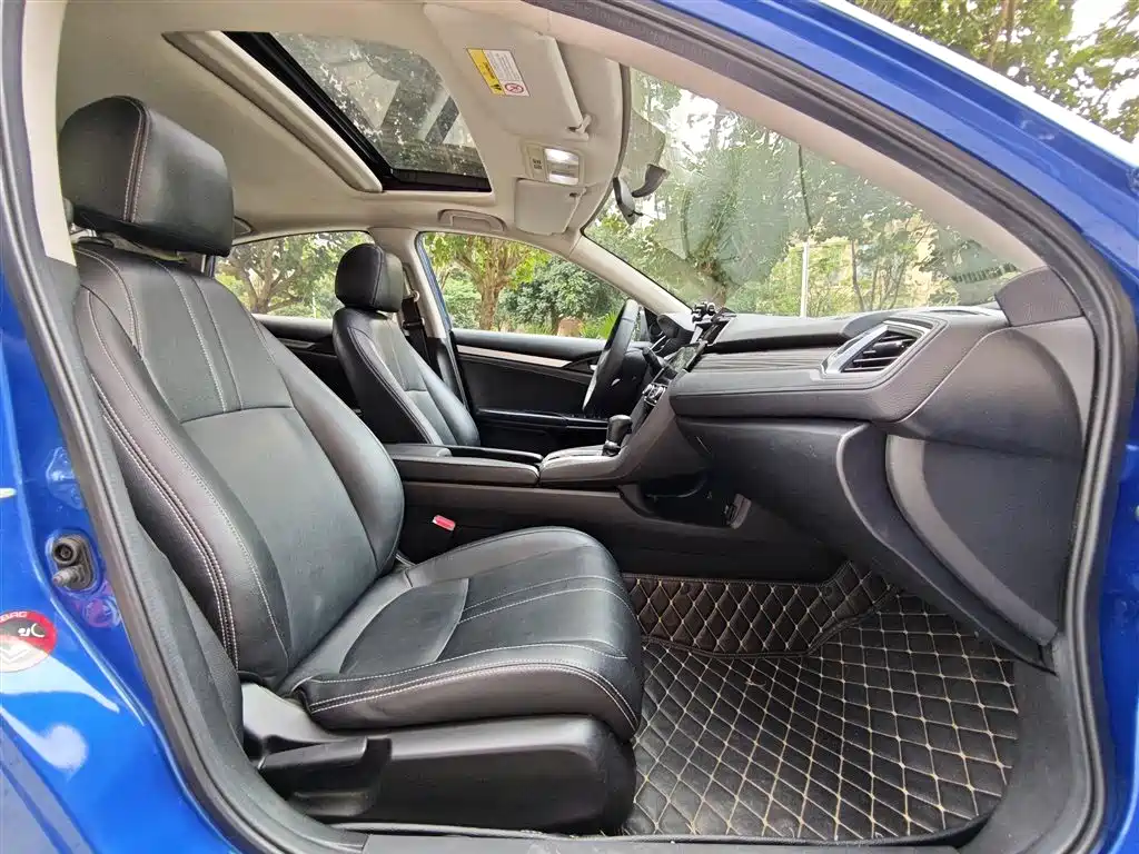Honda Civic — фото 9