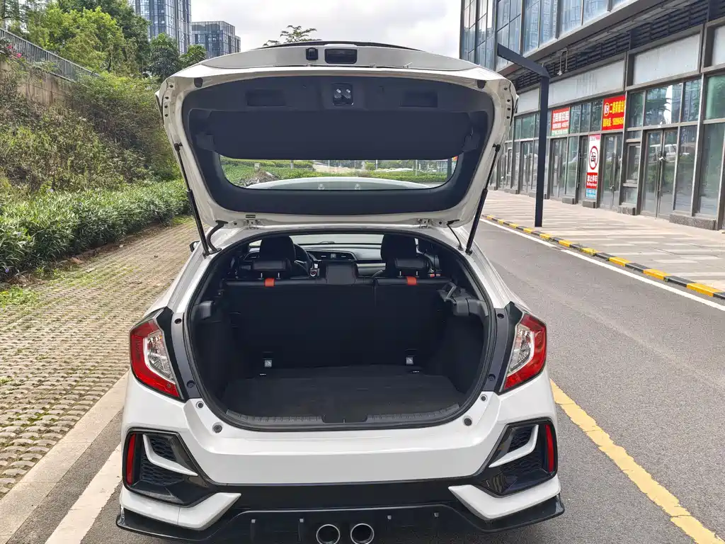 Honda Civic — фото 11